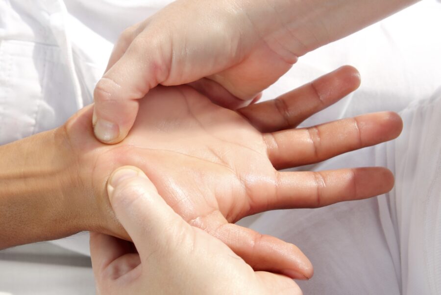 1 heure pour lacher prise, réflexologie palmaire réflexologie plantaire meilleur reflexologue Montpellier | Saint-Jean-de-Védas 2